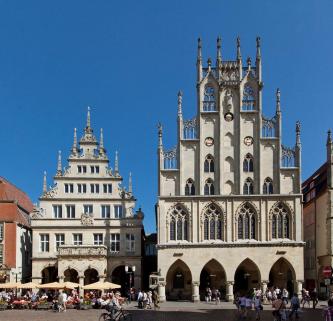 Fietsen door de binnenstad van Münster