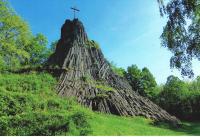 spectaculaire rotsformatie Druidenstein in Naturregion Sieg