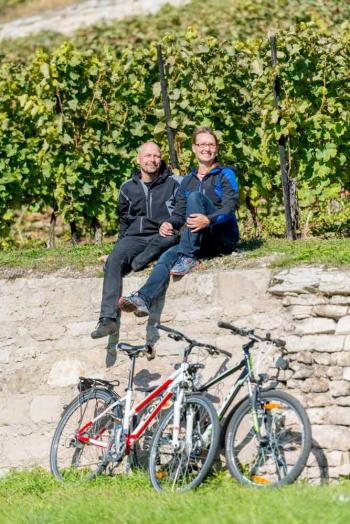 Heerlijk fietsen op de Untrut-Radweg langs de wijnbergen