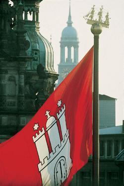 De vlag van Hamburg 