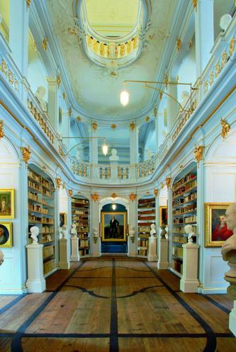 De beroemde Herzogin Amalia Bibliotheek